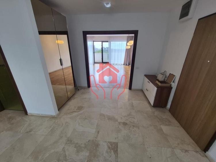 Apartament cu 4 camere decomandat, mobilat în Iancu Nicolae