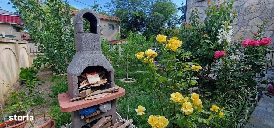 Casă cu 4 camere în Sud