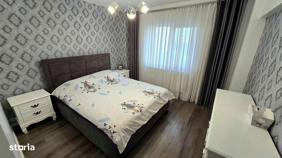 Apartament cu 3 camere decomandat în Găvana