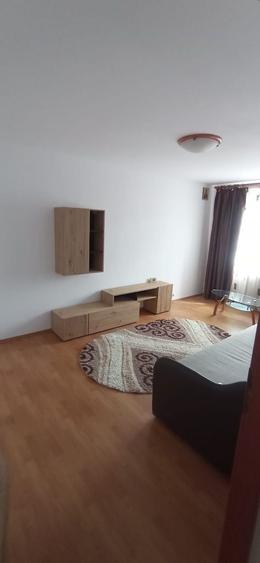 Apartament cu 2 camere decomandat în Dacia