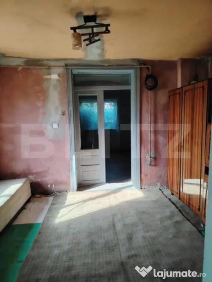Casă cu 2 camere cu Teren 3750 Mp în Ceanu Mare