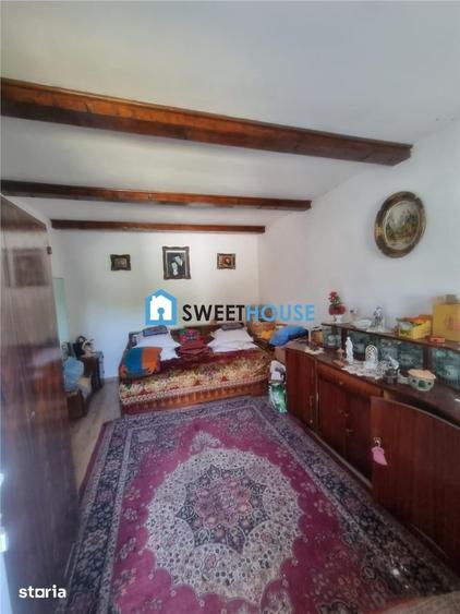 Casă cu 6 camere cu Teren 900 Mp în Șinca