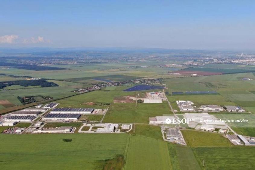 Spațiu industrial, de 219,000 mp, în Exterior Vest