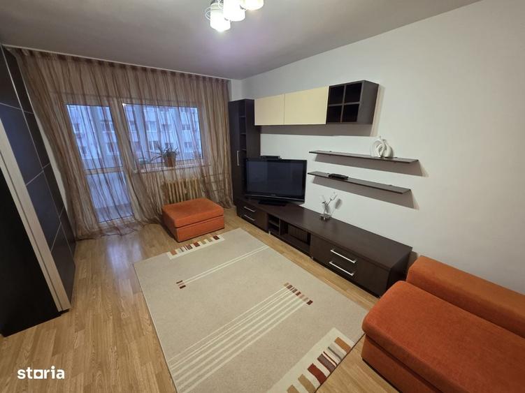 Apartament cu 2 camere decomandat, mobilat în Basarabia