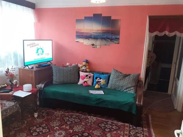 Apartament cu 2 camere semidecomandat în Hristo Botev