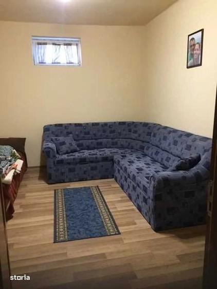 Casă cu 3 camere cu Teren 1400 Mp în Central
