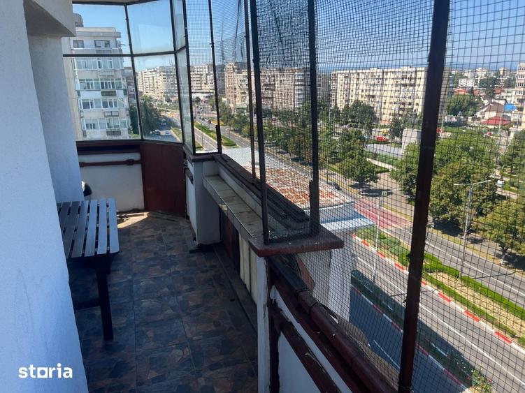 Apartament cu 3 camere în Republicii