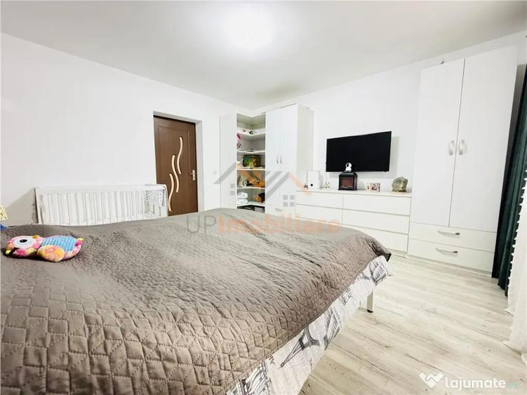 Casă cu 5 camere cu Teren 1000 Mp în Tărian