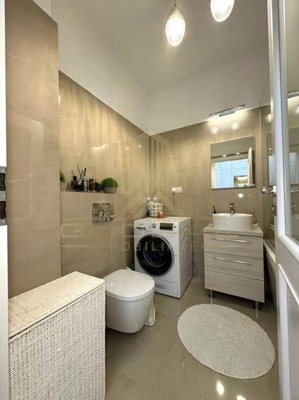 Apartament cu 3 camere semidecomandat în Bună Ziua