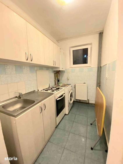 Apartament cu 2 camere în Podu Roș