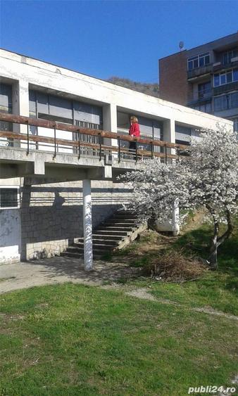 Spațiu comercial, de 250 mp, în Gura Văii