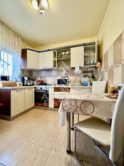 Duplex cu 4 camere cu Canalizare în Giroc