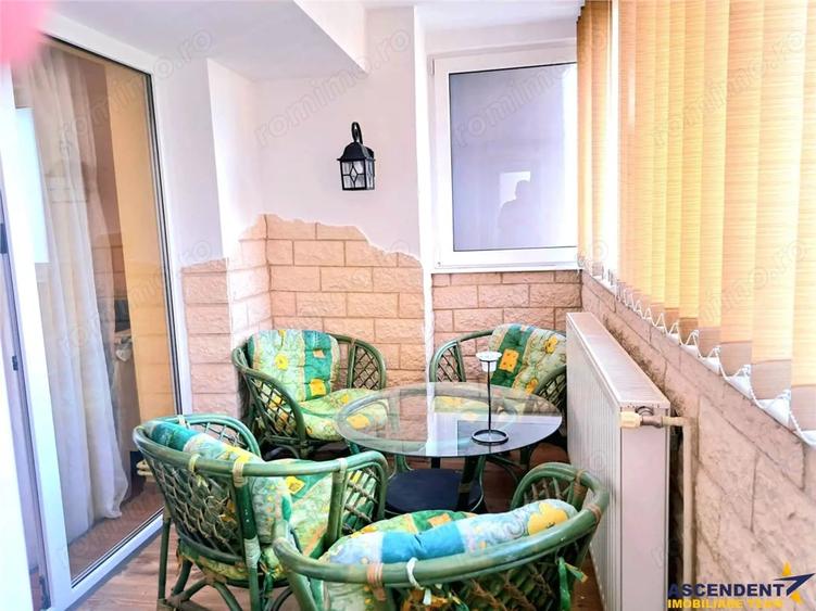 Apartament cu 3 camere decomandat, mobilat în Lenin