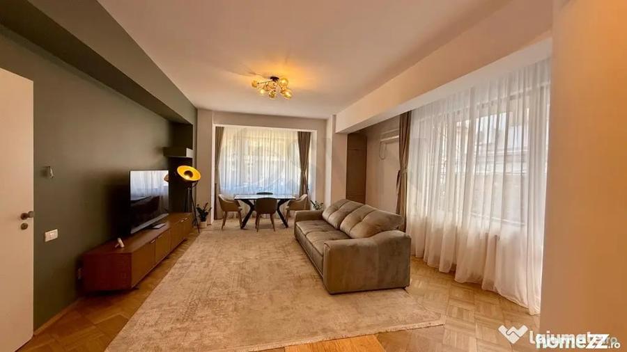 Apartament cu 3 camere semidecomandat, mobilat în Aviatorilor
