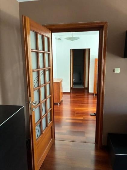 Apartament cu 2 camere decomandat, mobilat în Nerva Traian