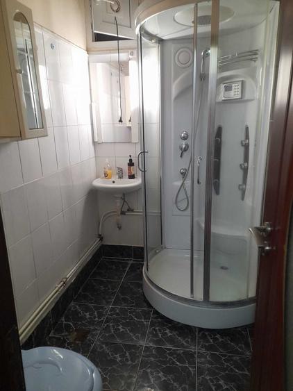 Apartament cu 2 camere semidecomandat în Titulescu