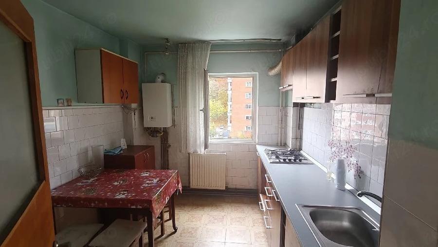 Apartament cu 2 camere decomandat în Răcădău