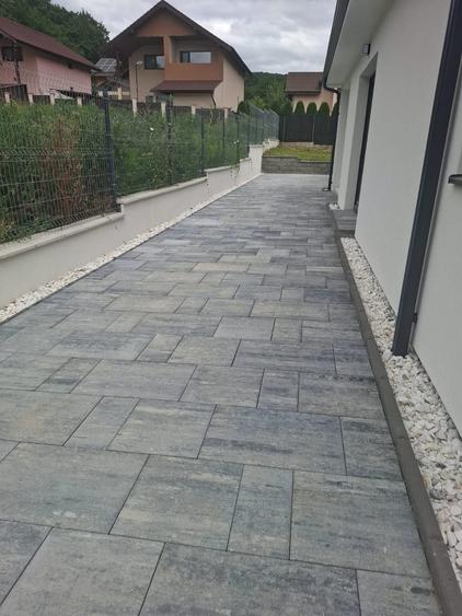 Casă cu 4 camere în Mediaș