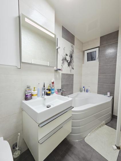 Apartament cu 2 camere decomandat în Mazepa 1