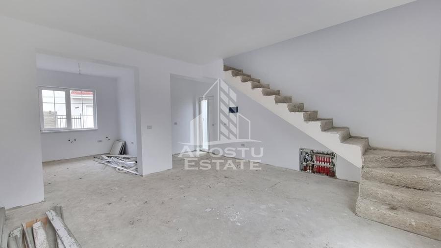 Duplex cu 3 camere cu Canalizare în Sânandrei