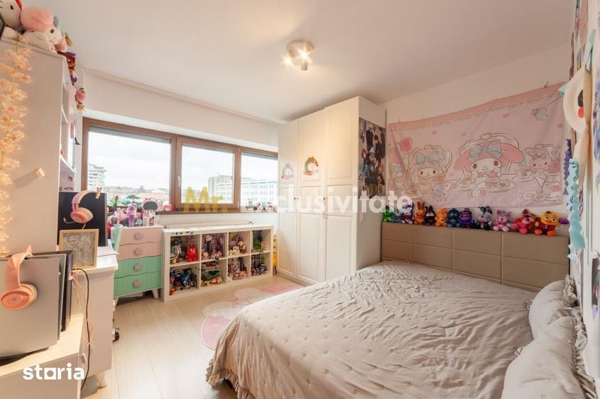 Apartament cu 3 camere decomandat în Calea București