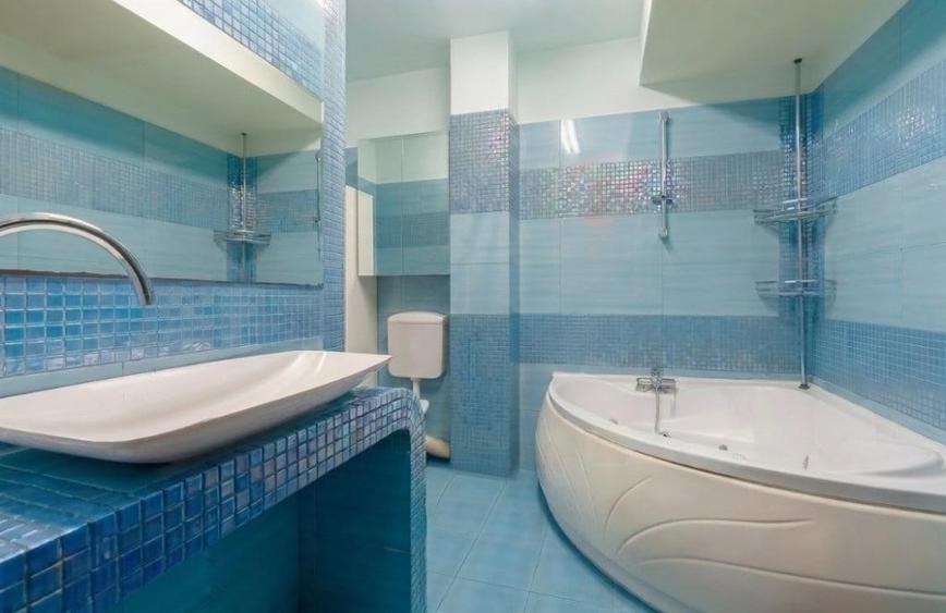 Apartament cu 3 camere decomandat în Uverturii