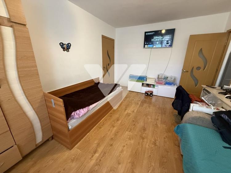 Apartament cu 2 camere semidecomandat, mobilat în Vasile Aaron