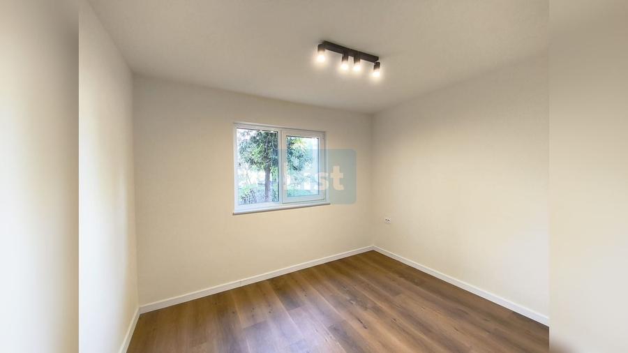 Apartament cu 3 camere semidecomandat în Grigorescu