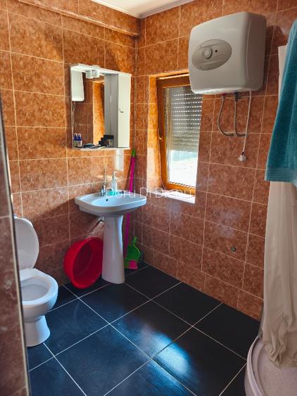 Casă individuală cu 2 camere cu Teren 600 Mp în Stăncuța