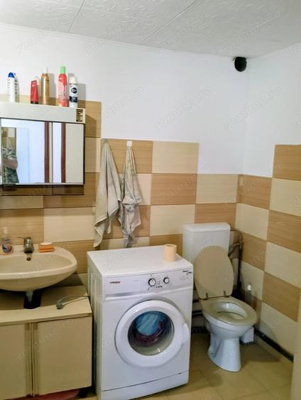 Casă cu 4 camere cu Teren 1800 Mp în Chizătău