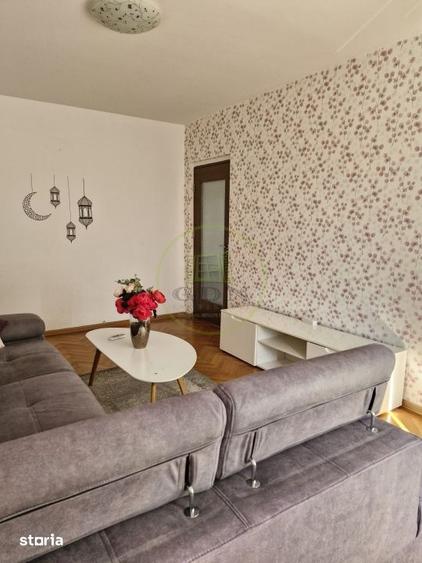 Apartament cu 3 camere în Vasile Aaron