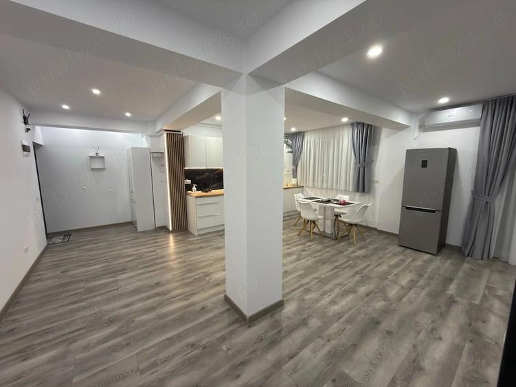 Apartament cu 2 camere decomandat în Trivale