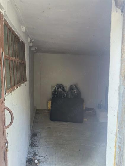 Casă cu Teren 35 Mp în Brătianu