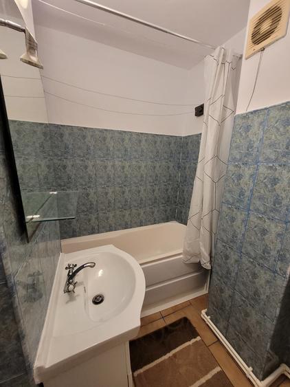 Apartament cu 2 camere decomandat în Sud