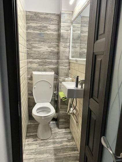 Apartament cu 4 camere semidecomandat în Central