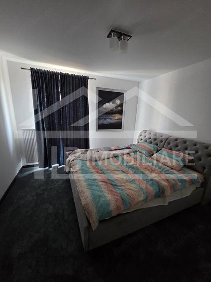 Apartament cu 3 camere decomandat în Libertății