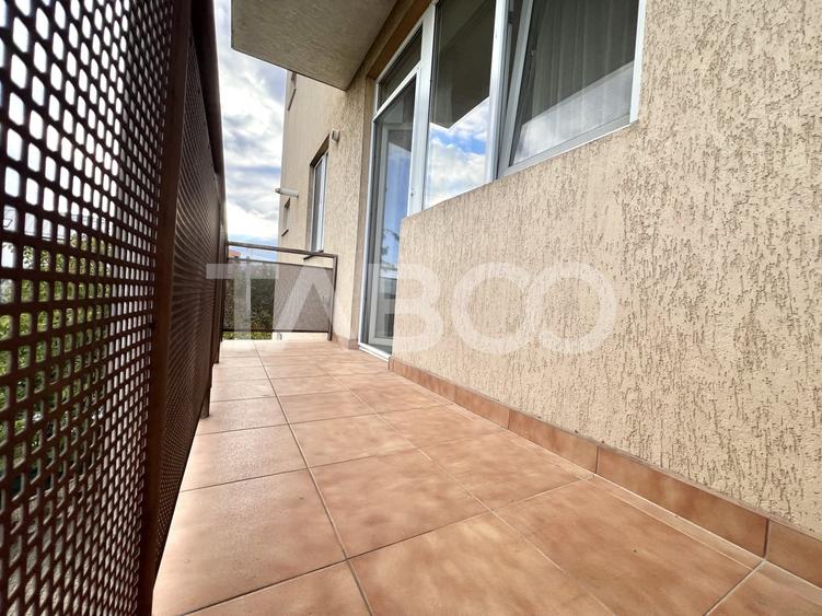 Apartament cu 2 camere semidecomandat, mobilat în Bună Ziua