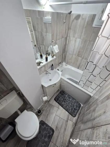 Apartament cu 2 camere decomandat în Ultracentral