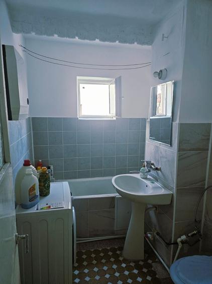 Apartament cu 3 camere în Preajba Mare