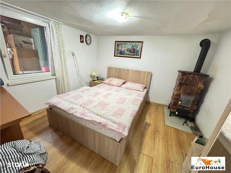 Casă cu 4 camere cu Teren 569 Mp în Central