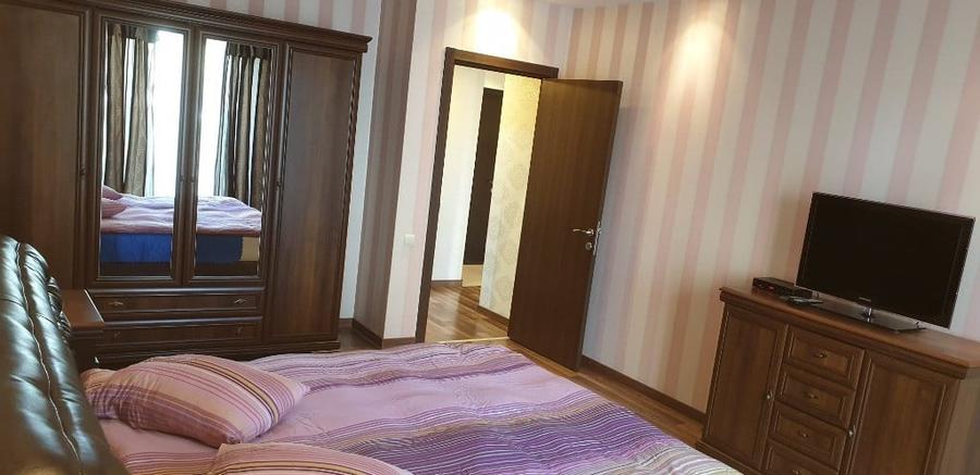 Apartament cu 2 camere semidecomandat, mobilat în Ștefăneștii de Jos