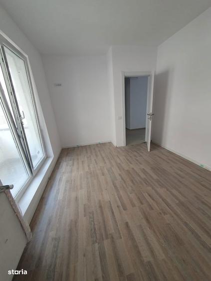 Apartament cu 2 camere decomandat în Militari — fotografia 1