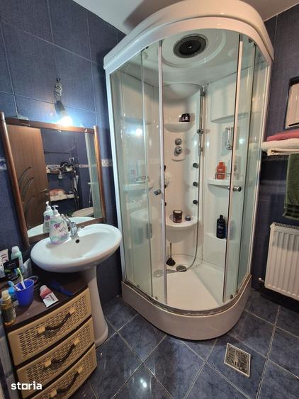 Casă cu 4 camere cu Teren 500 Mp în Valea Călugărească
