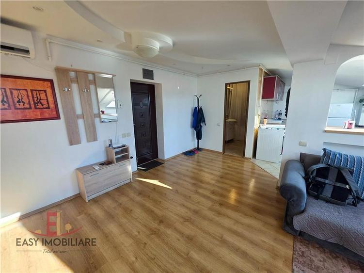 Apartament cu 2 camere decomandat în 7 Noiembrie