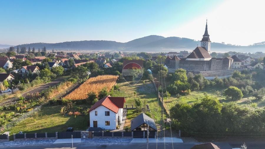 Teren Construcții intravilan de 1788 mp, în Sânpetru