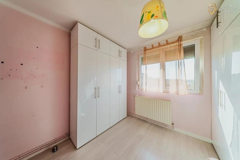 Apartament cu 2 camere semidecomandat în Aurel Vlaicu