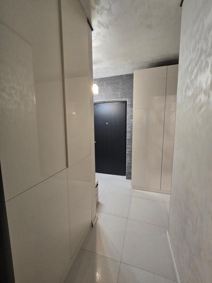Apartament cu 3 camere decomandat, mobilat în Militari