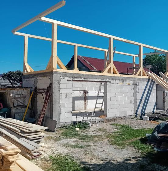 Casă cu 4 camere cu Teren 1100 Mp în Mănăștur