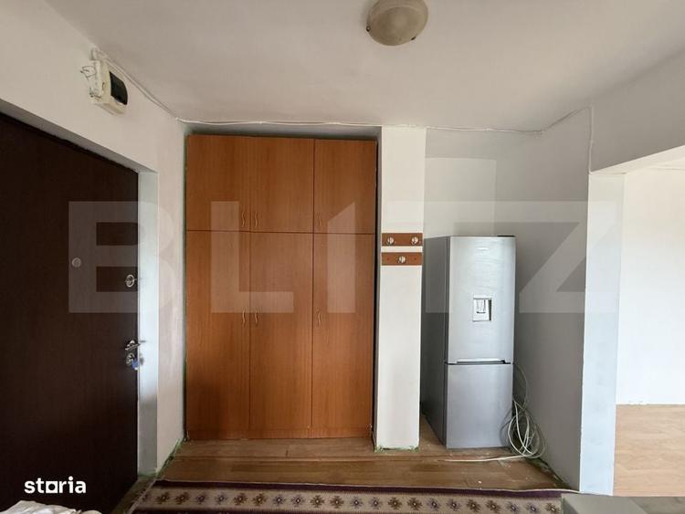 Apartament cu 3 camere în Micro 16