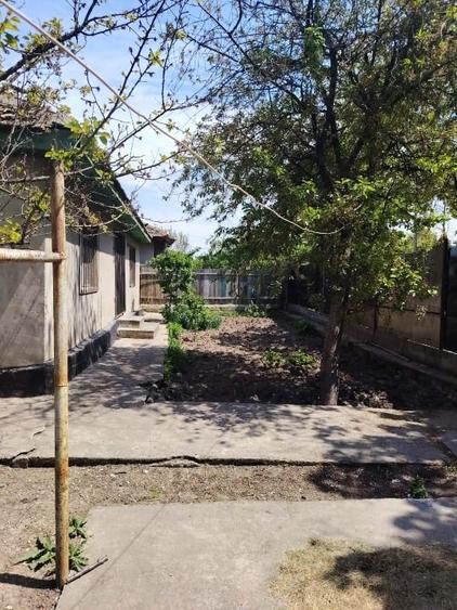 Casă individuală cu 3 camere cu Teren 558 Mp în Central